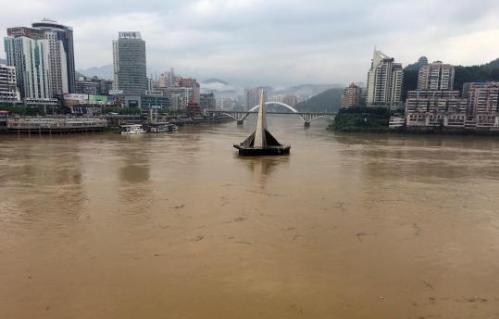 6月22日，闽江上游延平支流江面水位上涨。　张丽君 摄